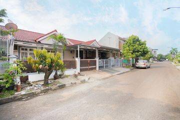 Rumah Strategis di Tangerang Dekat Living World Alam Sutera Siap Kpr J9502