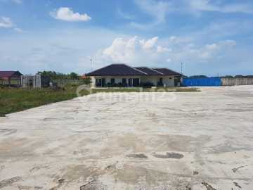 Pabrik, di Kawasan Industri Kanci , Cirebon, Jawa Barat
