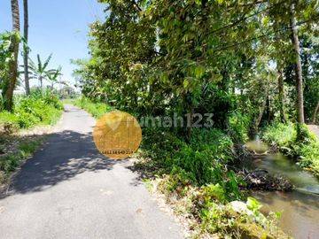 Tanah Pinggir Parit View Sawah Gunung Akses Mudah Donokerto Turi