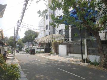 Turun Harga Dijual Gedung Kantor 6 Lantai Dengan Harga Rendah di Jalan Kramat Ii No, 32a Rt.001 Rw.,05 Kelurahan Kwitang Kecamatan Senen Jakarta Pusat, Jakarta Pusat
