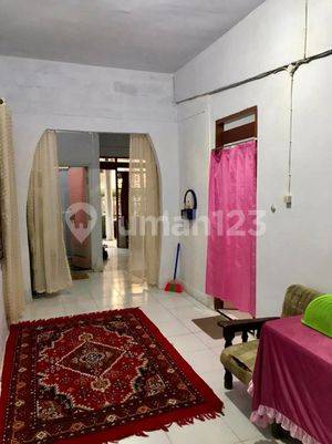 Rumah di Makassar Sekitar Jalan Perintis Kemerdekaan, Btp, Makassar