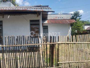 Rumah di Makassar Sekitar Jalan Perintis Kemerdekaan, Sudiang, Makassar