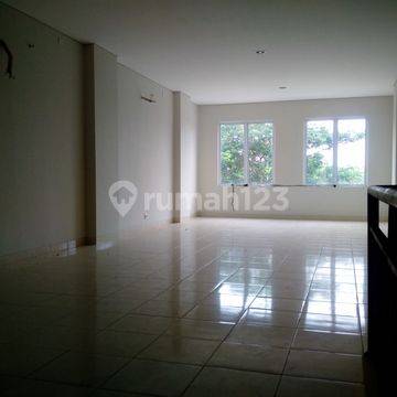 Ruko The Walk Siap Pakai 3 Lantai Luas 5x14 70m2 di Boulevard Jgc Jakarta Garden City Cakung
