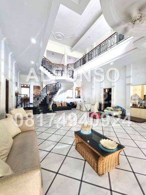 Rumah Pengadegan Selatan Pancoran With Private Pool Halaman Luas