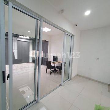 Disewakan Rumah Siap Huni 2 Lantai di Cluster Pinewood Banjar Wijaya Tangerang
