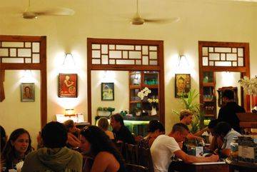 Over Kontrak Bangunan di Plawa Seminyak
