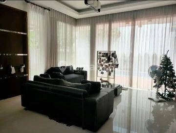 Dijual Rumah Mewah Ada Kolam Renang Pribadi Raffles Garden Citraland Surabaya Barat