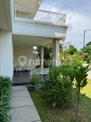 Rumah Cantik Furnished Mewah Elegan  Siap Huni
