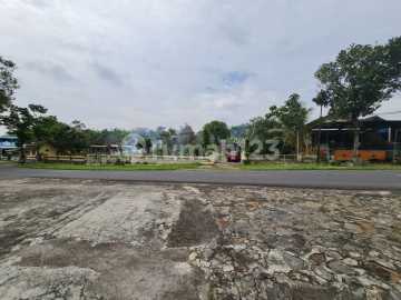 Rumah hitung tanah jalan raya Solo Tawangmangu 