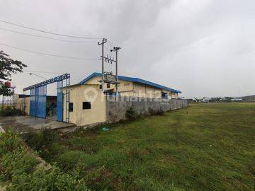 Pabrik plastik strategis di lokasi industri