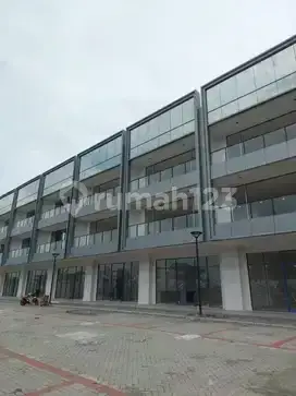 Ruko Gandeng Ebony Golf Island PIK Disewakan Ukuran 8 x 18