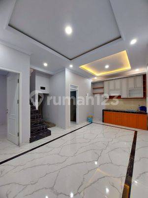Rumah Mewah Dijual Cepat Cilandak KKO Jakarta