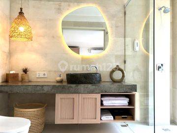 VILLA BARU SIAP HUNI VIEW LAUT DAN GUNUNG 5 MENIT KE TOL NUSA DUA  Rumah Furnished Baru SHM - Sertifikat Hak Milik