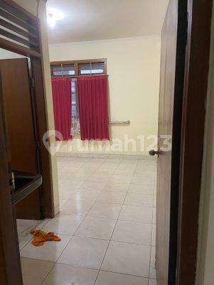 Rumah Di Sewakan Di Jln Menteng Kawasan Asri