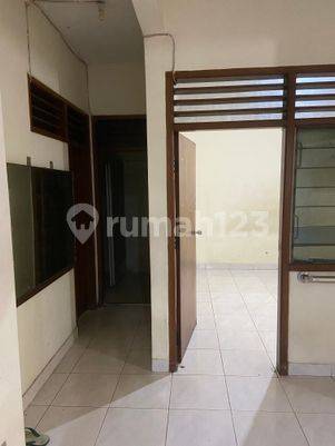 Rumah Di Sewakan Di Jln Menteng Kawasan Asri