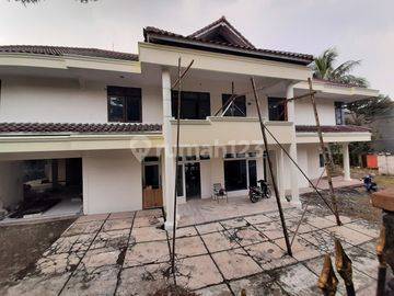 Disewa Rumah Mewah Open Space di Sekitar Jl. Bina Marga, Bogor