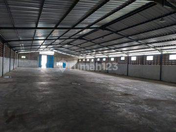 Disewakan gudang dlm kawasan cependawa , Bekasi.