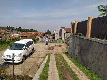 Dijual Cepat Tanah + Bangunan, tapi dihitung tanah saja di Parongpong Bandung Barat
