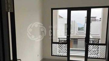 Harus Jadi Yang Pertama Yang Menempati Rumah Modern Ini di Bojongsoang Bandung Kota