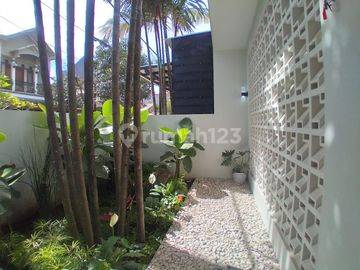 Di  rumah baru dalam komplek ujung Berung indah
