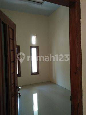 Rumah Bagus Minimalis Siap Huni Di Blulukan Karanganyar
