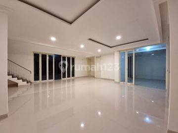 Rumah Murah Pakuwon City Cluster Bahama Surabaya Timur Luas 400an harga 8Man
