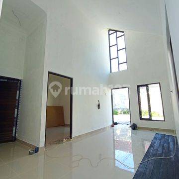Rumah Baru Tipe Scandinavian Minimalis Modern Dekat Umy
