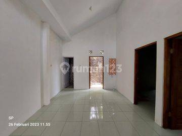 Rumah Minimalis Siap Huni Harga Ekonomis Dekat Pasar Barongan