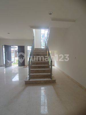 Disewakan Rumah Golf Island PIK 10x15 TERMURAH!!!!!