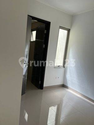 Termurah!!! Disewakan Rumah PIK 2 Ukuran 6X12,5