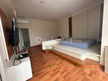 Villa Mewah Full Furnish Komplek Citraland Gama City