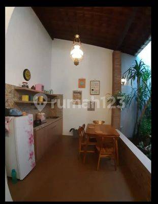 Rumah bersih, 2 lt the Icon BSD furnished, kitchen set , nego