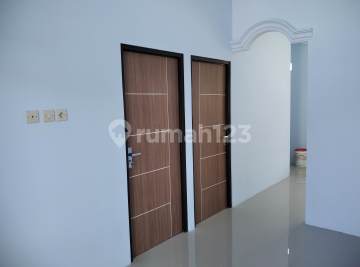 Rumah Ponorogo Modern Barat Tambakbayan Lahan Jumbo