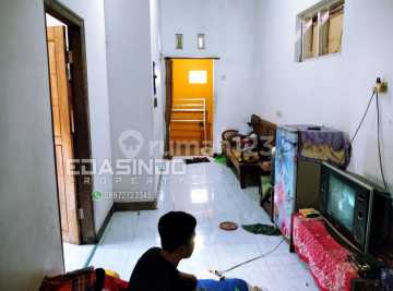 Rumah Keniten Ponorogo Kota Timur Kantor Kejaksaan