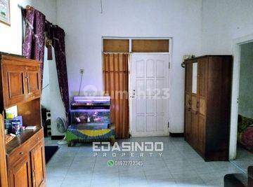 Rumah Keniten Ponorogo Kota Timur Kantor Kejaksaan