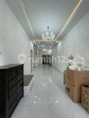   DISEWA RUMAH MEWAH 2 LANTAI DI DEKAT KEPRI MALL