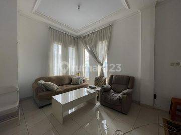 Di sewakan rumah dekat rumah sakit paramount full furnished 