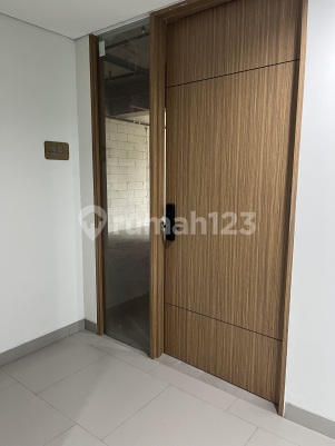 Hquarters Business Residence