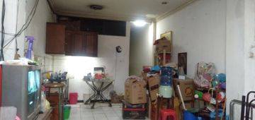 Ruko murah di MT Haryono siap pakai, 3 lantai dengan 6 kamar tidur