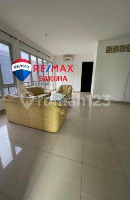 Dijual rumah 2 lantai di Cluster Ellysium Garden - Lippo Cikarang.