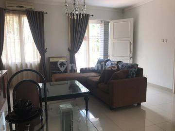 Rumah 2 Lantai Full Furnish At Cluster Florencia 