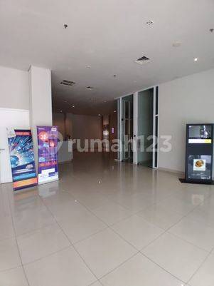 Dijual Apartemen Studio Semi Furnished di Beverly 90210 Mid Rise Condominium Gading Serpong