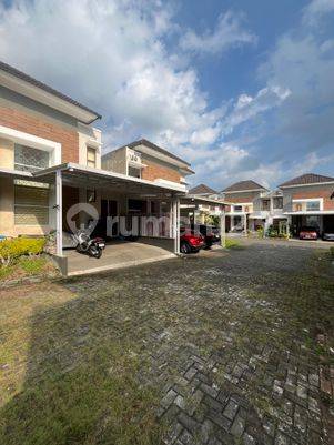 Rumah Furnished Dalam Perumahan Grand Tlogoadi Rumah