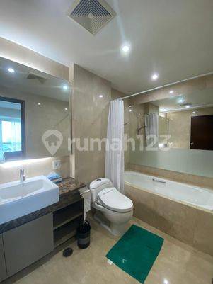 Casa Grande 2 Kamar Tidur Private lift  Bagus