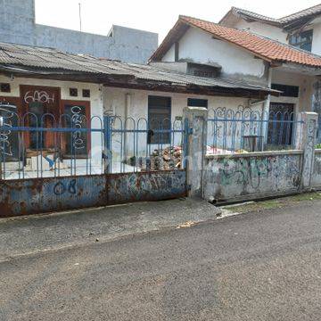 Rumah Tua Hitung Tanah di Taman Meruya Ilir, Jakarta Barat