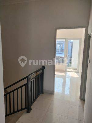 Rumah siap huni di citra raya harga rp.1,1 M