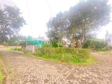 Dijual Rumah Villa Istana Bunga Bandung Utara
