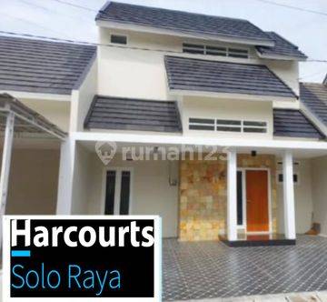 Rumah Baru 2 lantai furnish di Cluster Pabelan, Solo