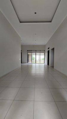 Rumah Bandung Tempo Dulu Asri Dan Nyaman di Kota Baru Parahyangan