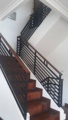 Rumah 3 Lantai Bagus di Taman Giri Loka Bsd City, Tangerang